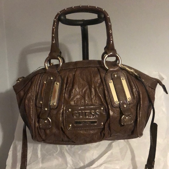 Guess purse - Picture 1 of 4